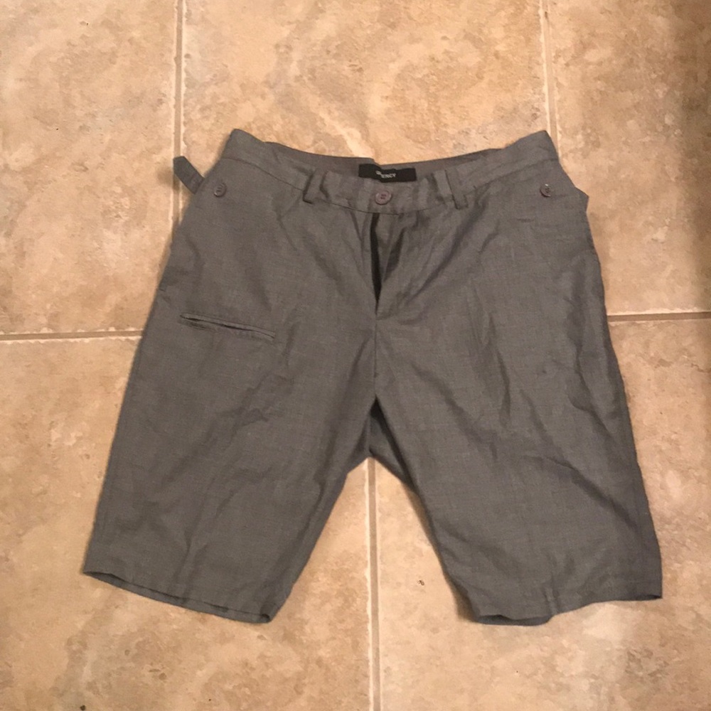 Gramercy plain front shorts Bermuda style